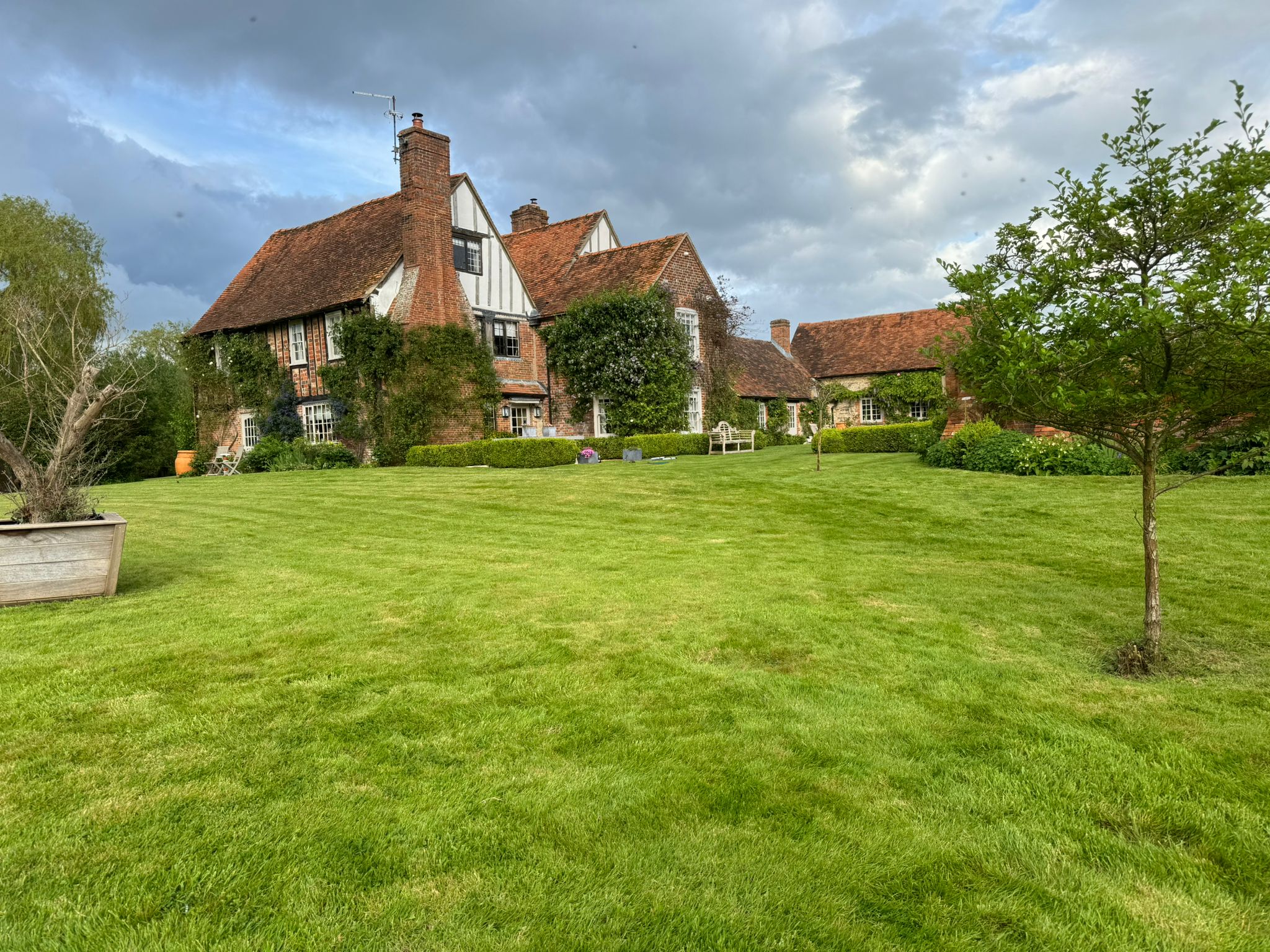 Tidy garden highlighting our work